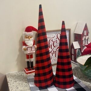 NWT SET OF 2- RED & BLACK BUFFALO PLAID CHRISTMAS TREES